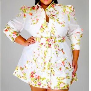 Beautiful flower Mini Plus Size Dress